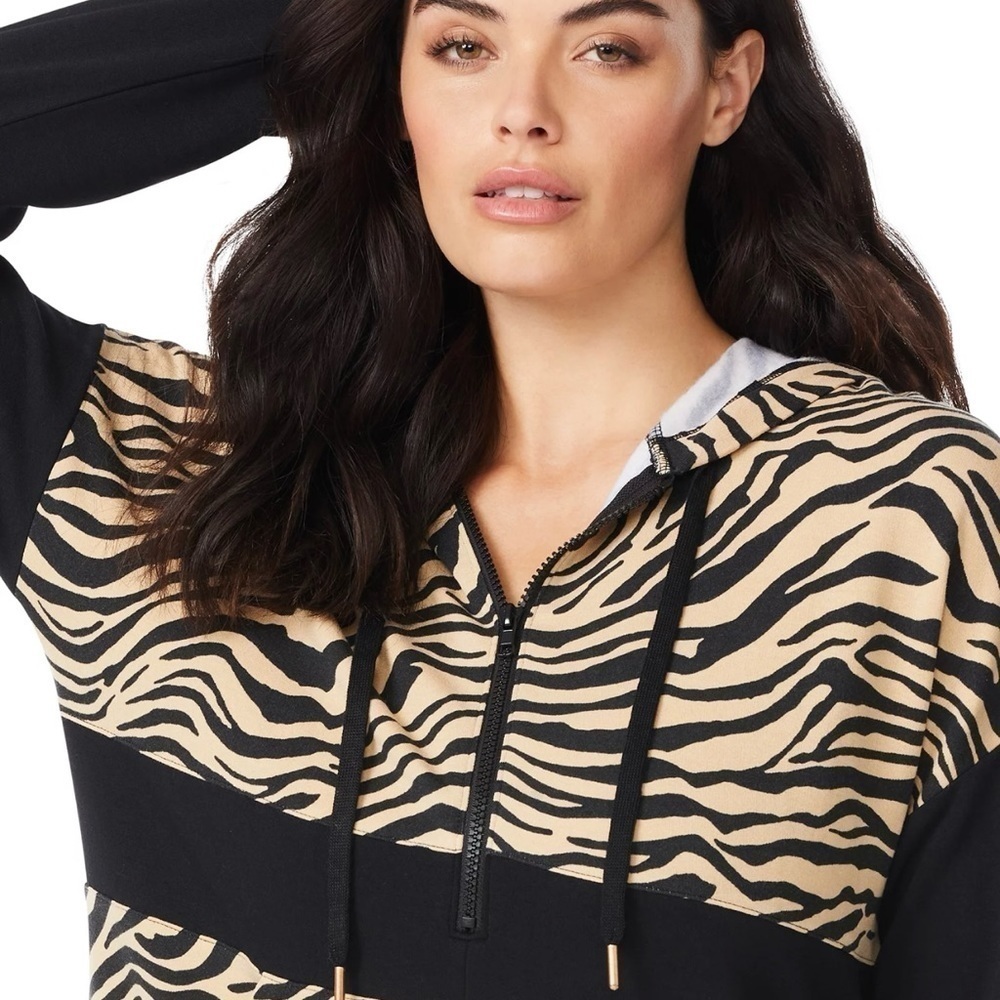 Sofia Intimates By Sofia Vergara,Long Sleeve,Zebr… - image 3